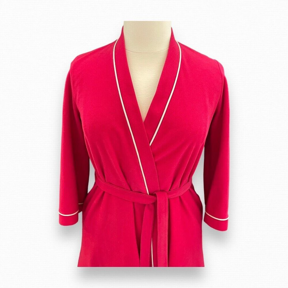 Vanity Fair Velour Raspberry Robe Size Small Vintage Bath Robe House Coat Womens - Picture 12 of 14